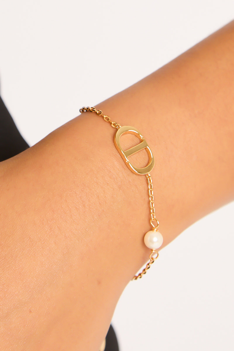 Gold Logo Detail Bracelet - Daphne