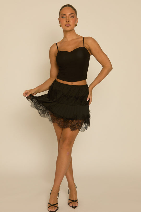 Black Pleated Lace Hem Mini Skirt - Camisha