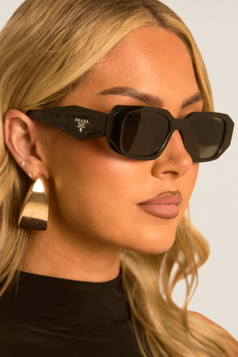 Black Logo Detail Sunglasses - Connie