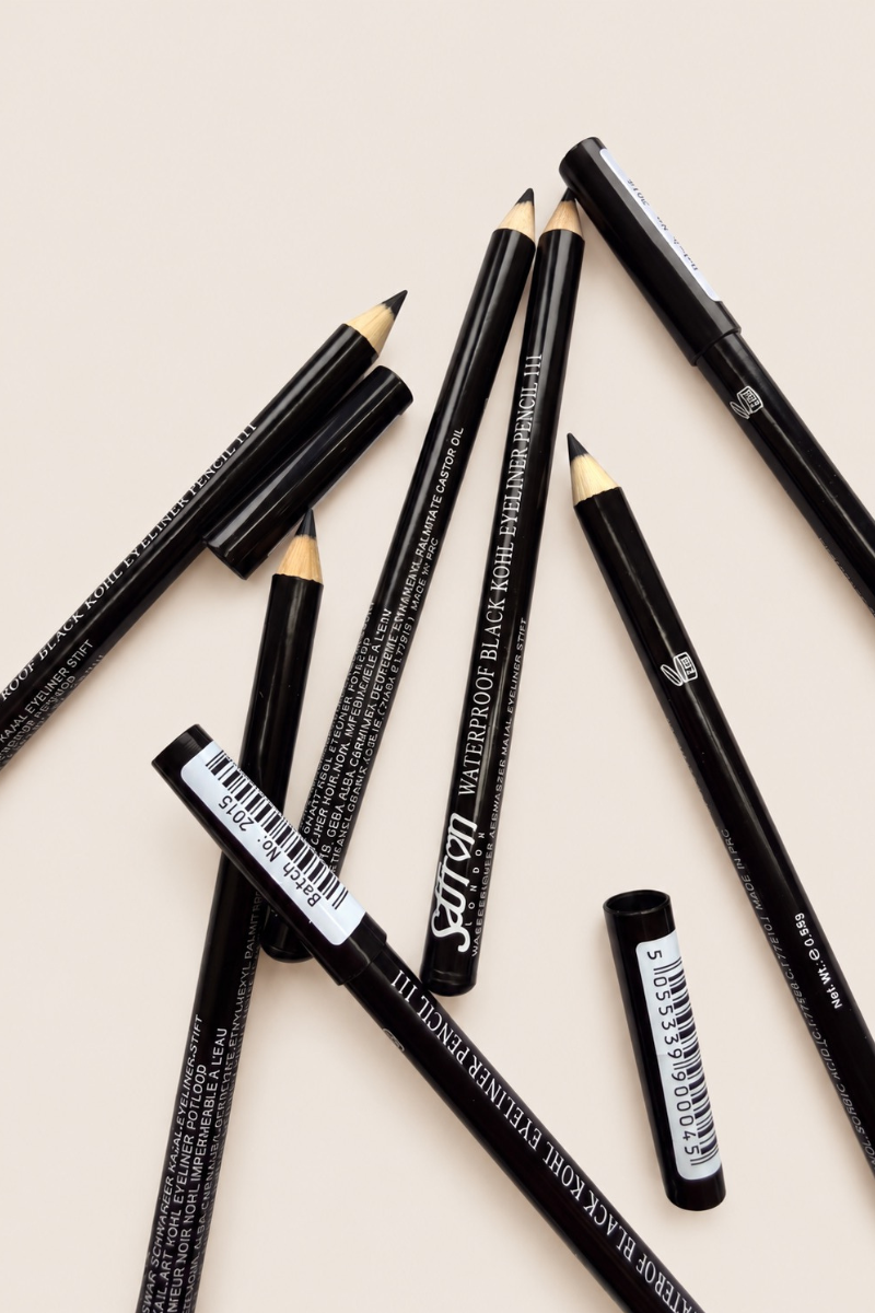 Saffron Black Waterproof Kohl Eyeliner Pencil