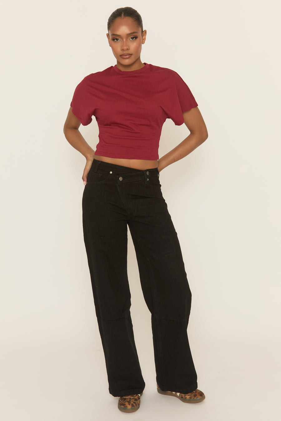 Black Asymmetric Waist Wide Leg Denim Jeans - Freyon