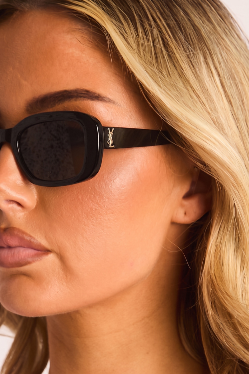 Black Logo Detail Sunglasses - Shelley