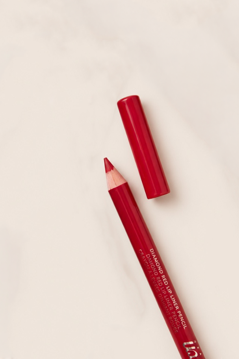 Saffron Red Lip Liner Pencil