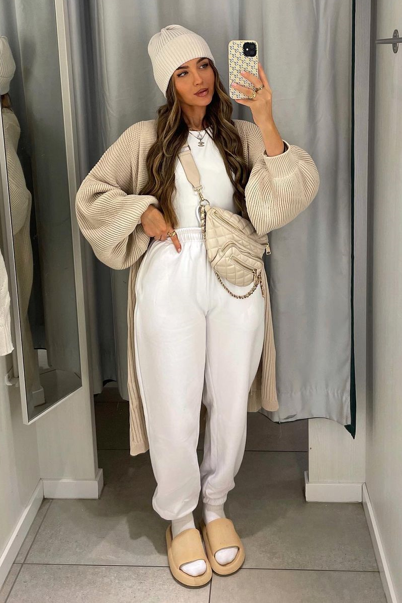 White Oversized Joggers - Erica