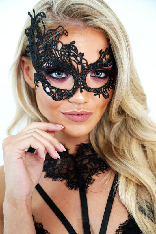 Black Asymmetric Lace Masquerade Mask - Mileya
