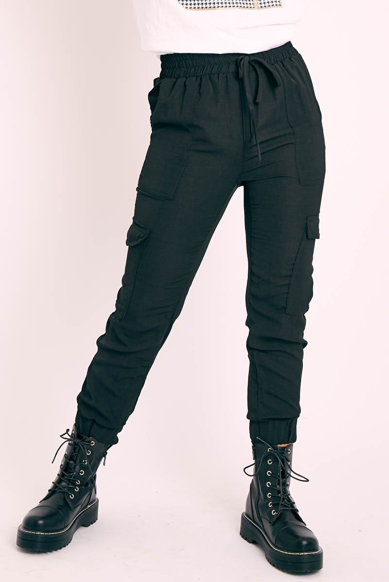 Black Cargo Pocket Joggers - Teigen-Joggers