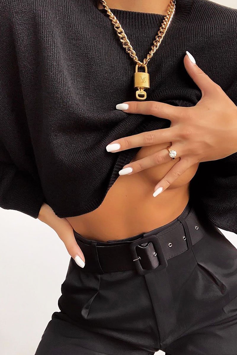 Black Cropped Batwing Jumper - Lizy-Jumper