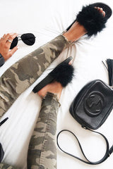 Black Faux Feather Sliders - Maci-Sliders