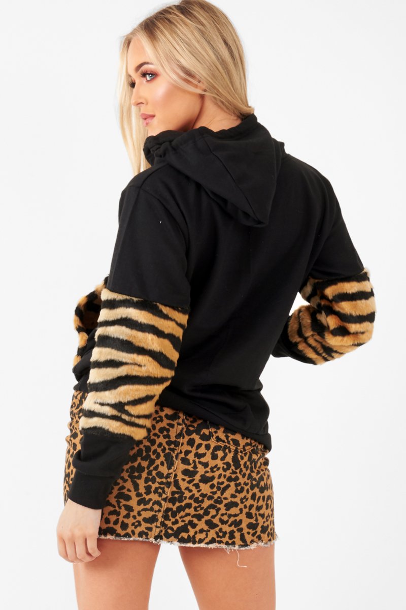 Black Faux Tiger Fur Detail Hoodie - Braelyn-Hoodies