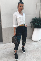 Black Graffiti Print Distressed Boyfriend Jeans - Maryana-Jeans