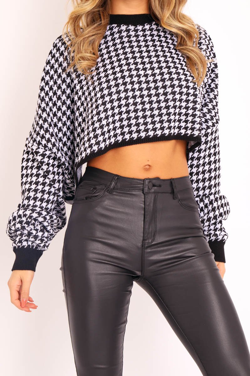 Black Hounds-Tooth Cropped Batwing Jumper - Lizy-Jumper