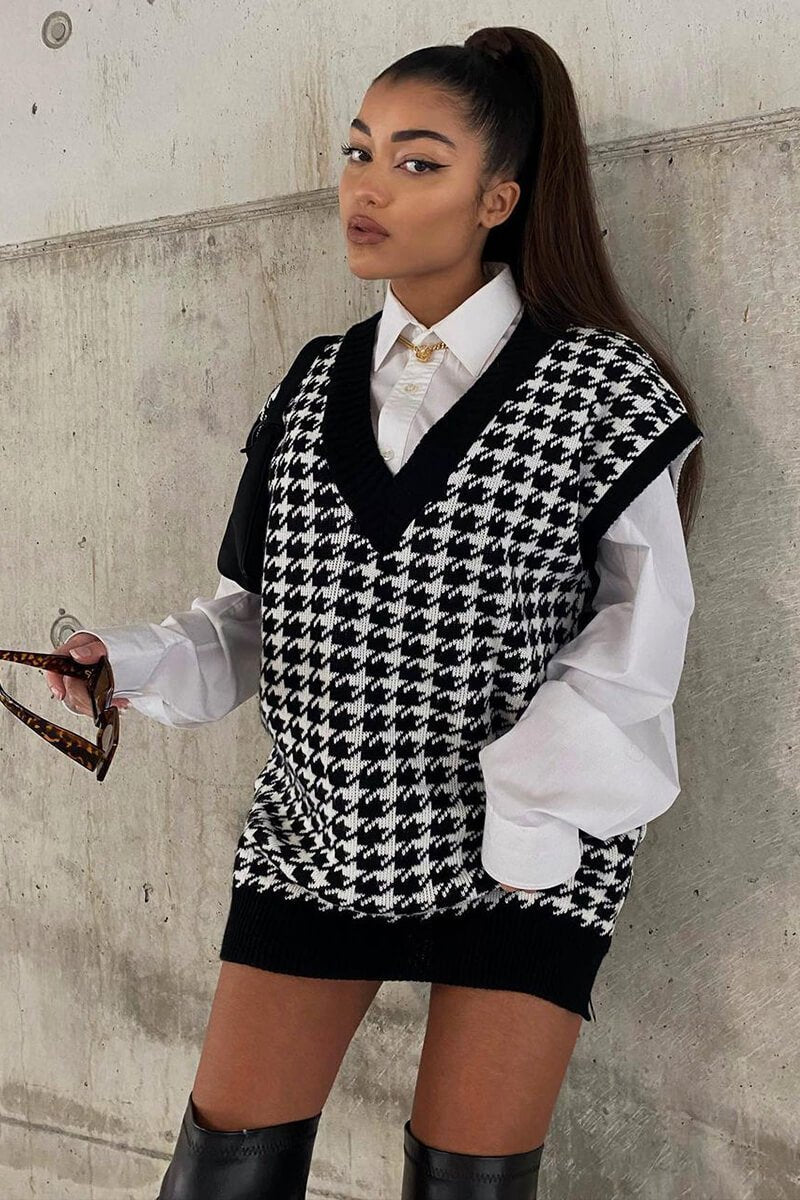 Black Houndstooth Knit Vest - Hazel-Jumper