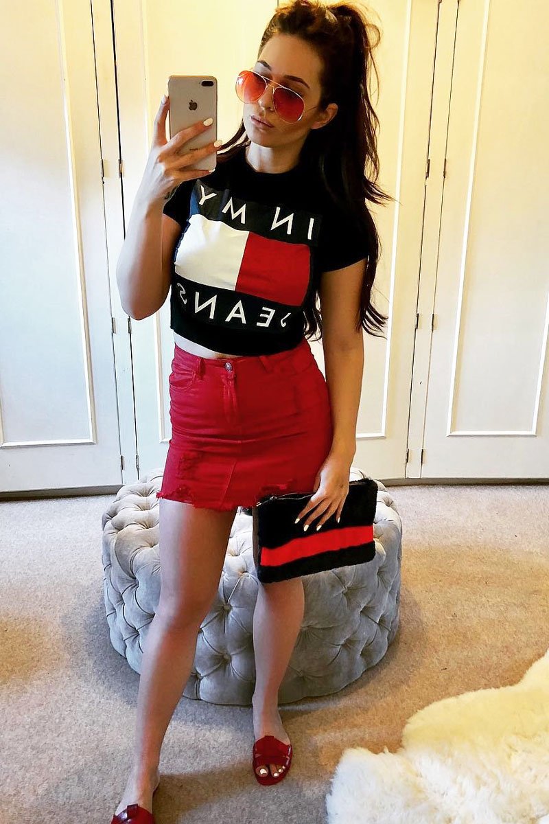 Black In My Jeans Crew Neck Top - Tura-Tops