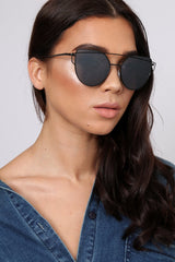 Black Metal Frame Aviator Sunglasses - Nell-Sunglasses