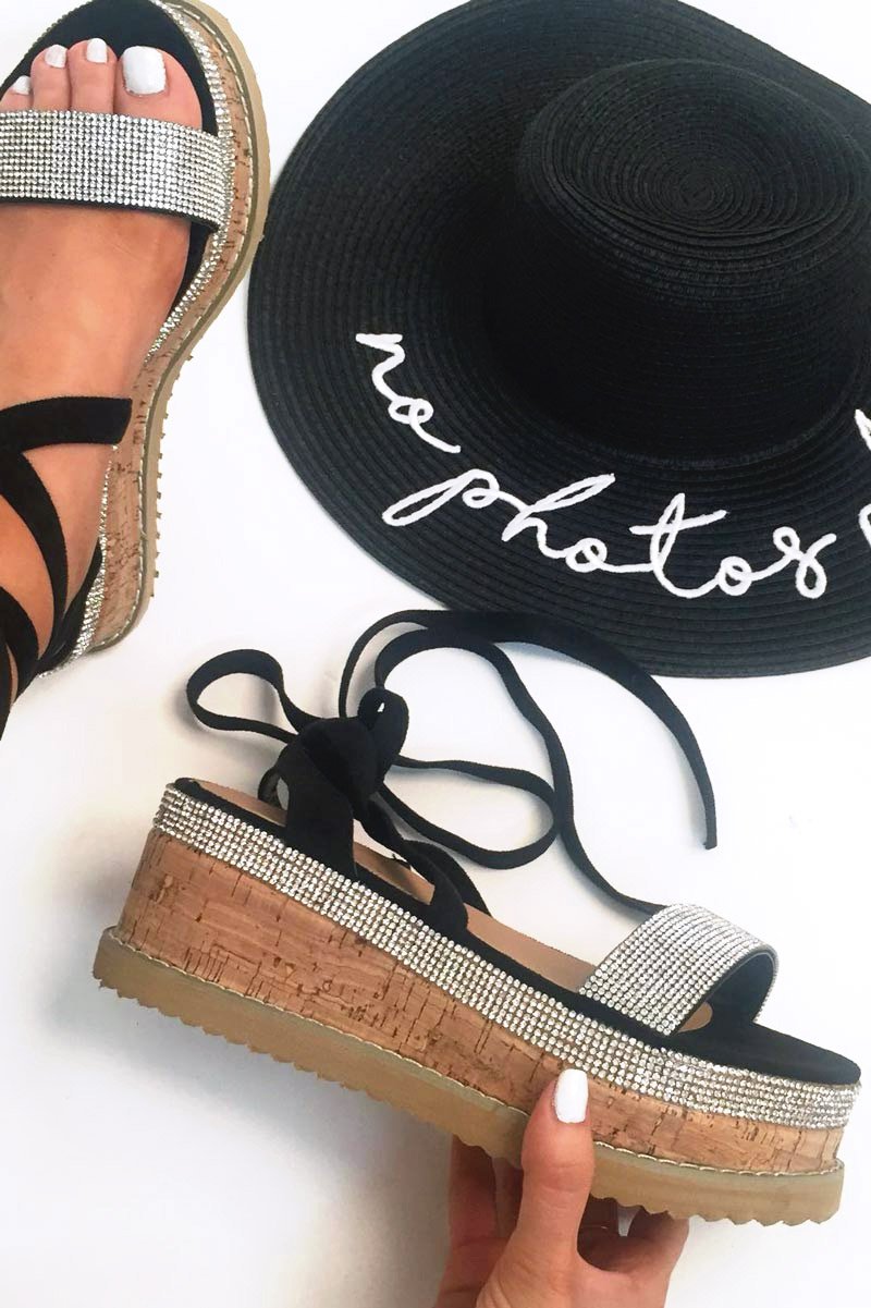 Black No Photos Please Slogan Beach Hat - Shavon-Hats