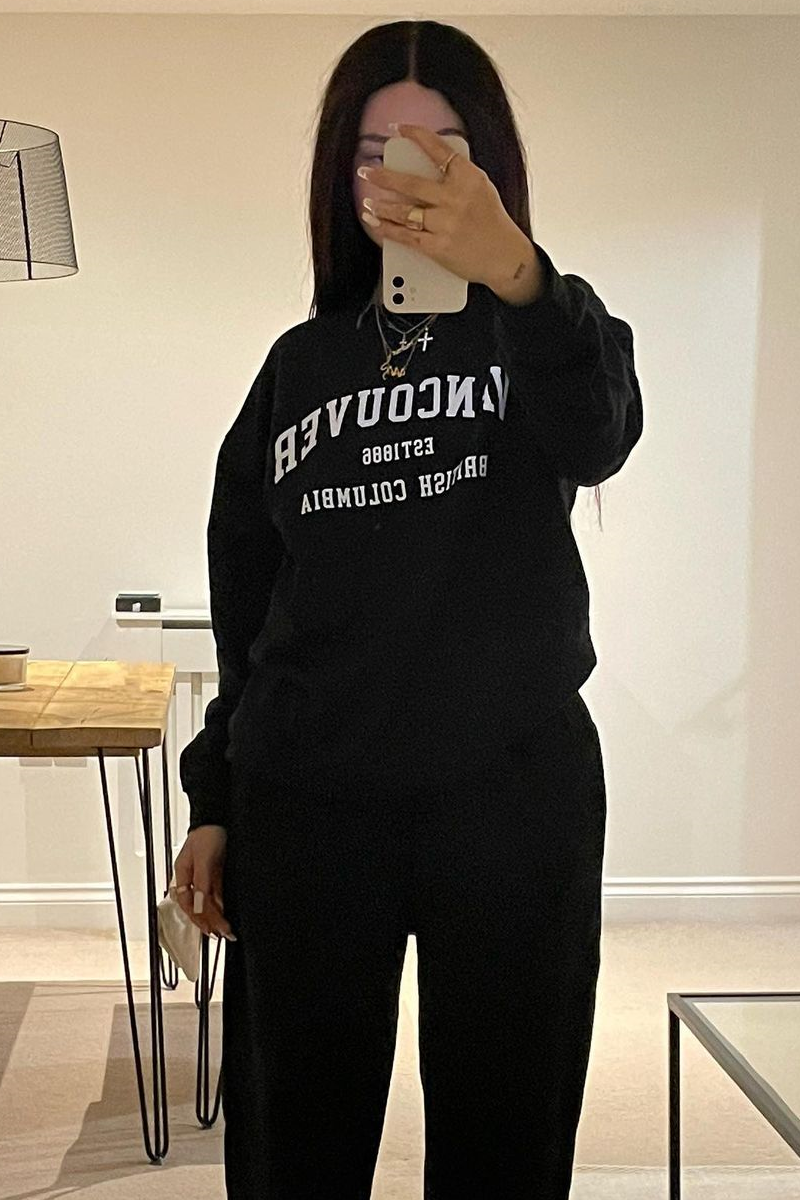 Black Oversized Vancouver Sweatshirt - Kyran