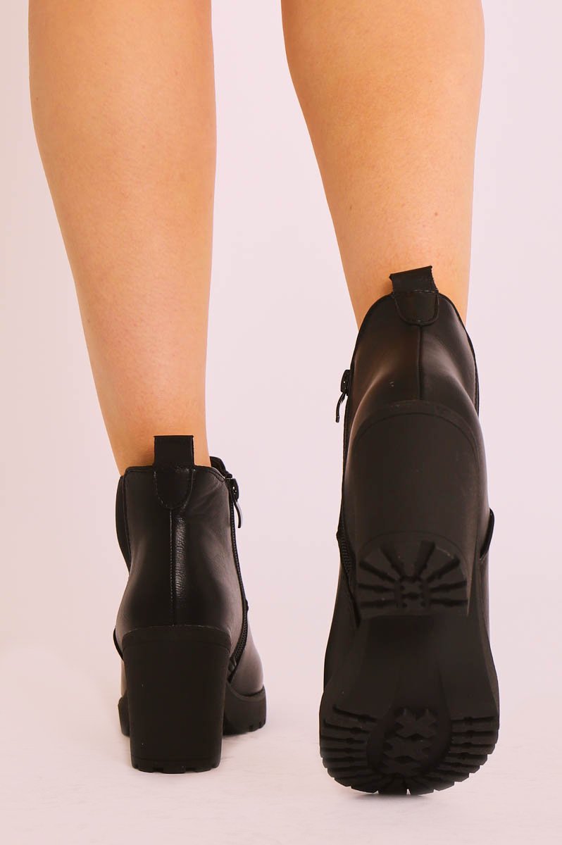 Black PU Leather Heeled Chelsea Boot - Eimi-Boots