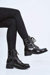Black Patent Stud Detail Biker Boots - Meia-Boots