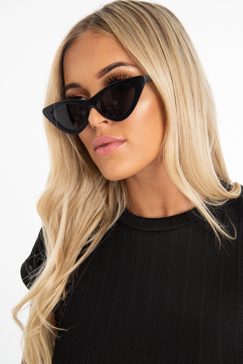 Black Pointed Cat Eye Sunglasses - Ramia-Sunglasses