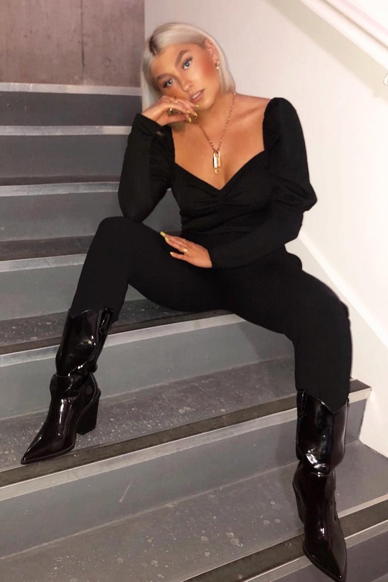 Black Puff Sleeve Sweetheart Neckline Crop Top - Tomi-Crop Tops