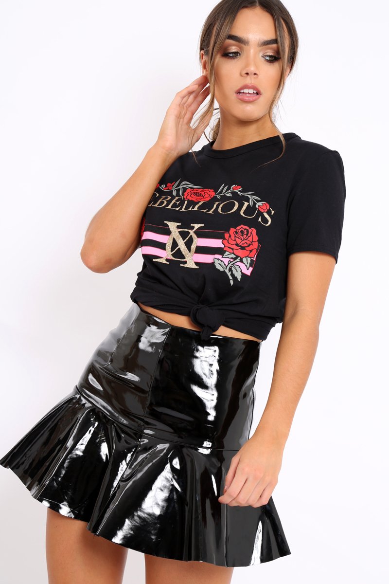 Black Rebellious Slogan T-shirt - Casey-Tops