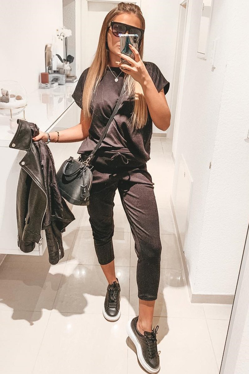 Black Short Sleeve Crop Jogger Loungewear Set - Aarian-Co-ords