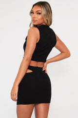 Black Side Ring Detail Ribbed Crop Top - Marisella-Crop Tops