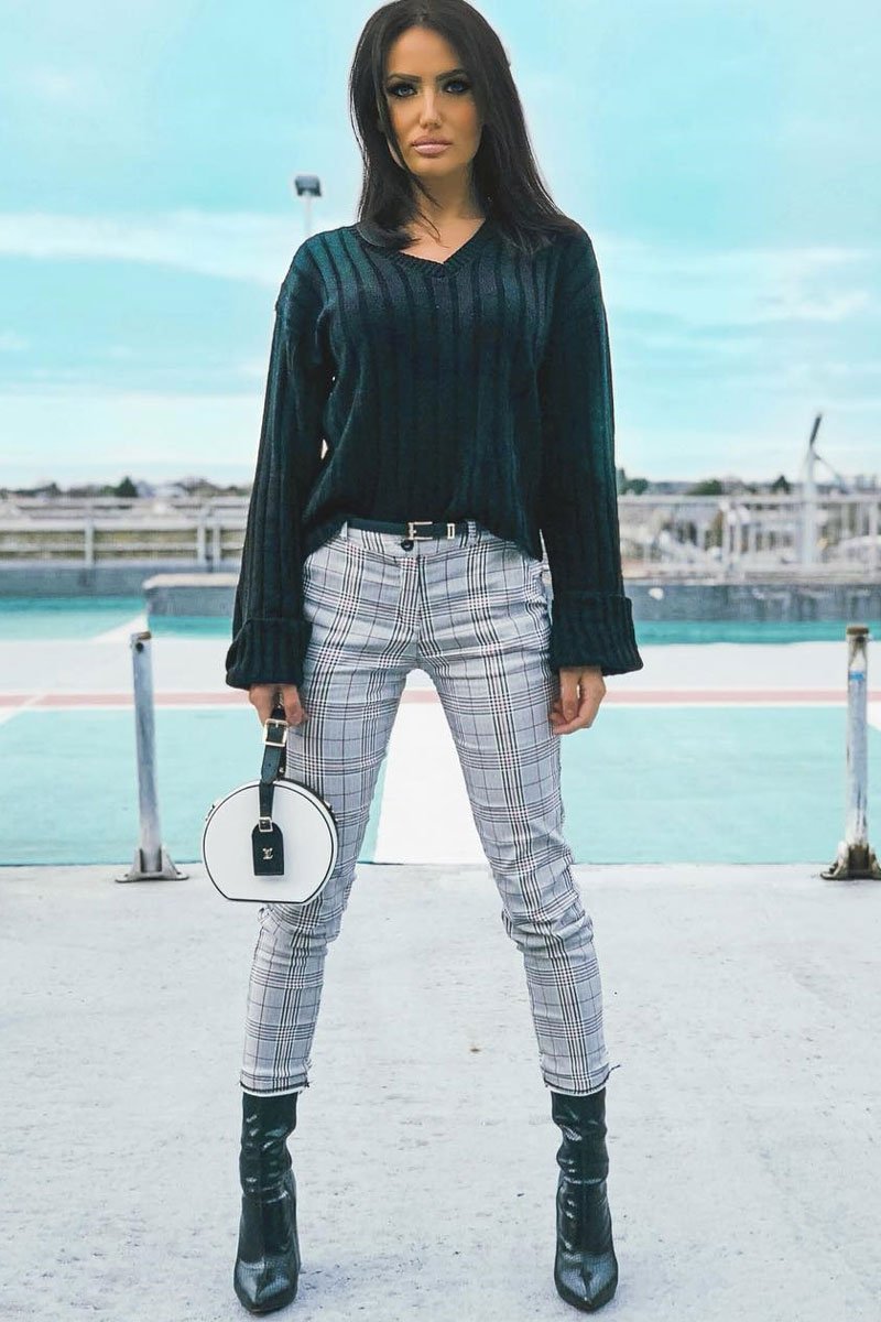 Black Wide Rib V Neck Jumper - Alinah-Jumper