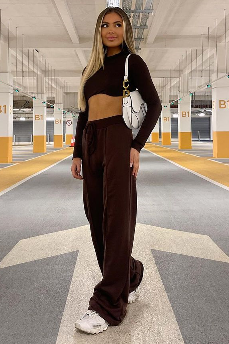 Chocolate Long Sleeve Underbust Crop Top - Tessa