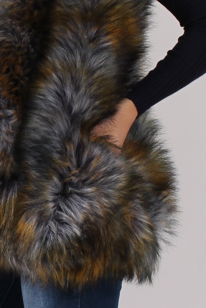 Greyish Blue Faux Fur Gilet - Demi-Jackets