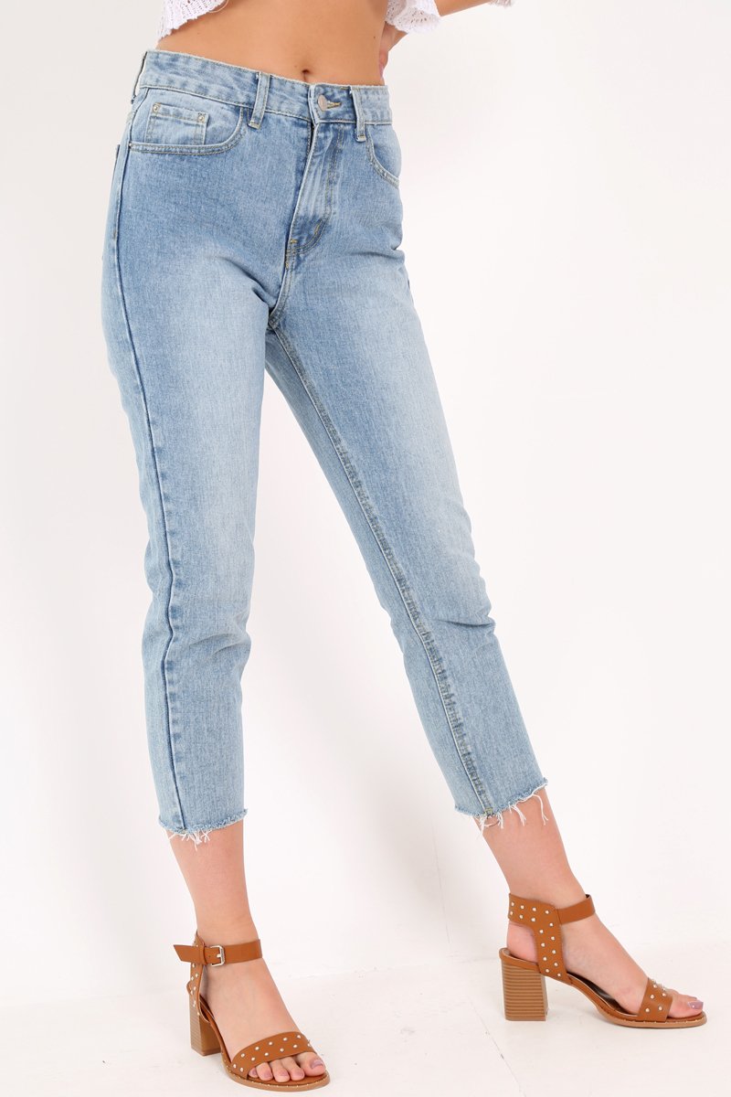 Light Wash Denim Frayed Hem Mom Jeans - Meena-Jeans