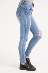 Light Wash High Waisted Knee Rip Jeans - Penelope-Jeans