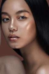 Nails Inc. INC.redible You Glow Girl Highlighter Jelly - Show Glow-Face