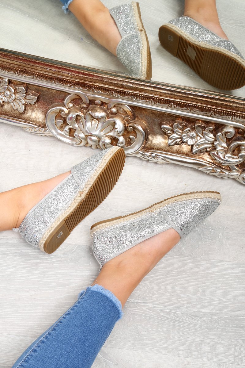 Silver Glitter Espadrilles - Ivery-Flats