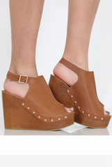 Tan Pu Wooden Wedge Sandals - Vera-Sandals