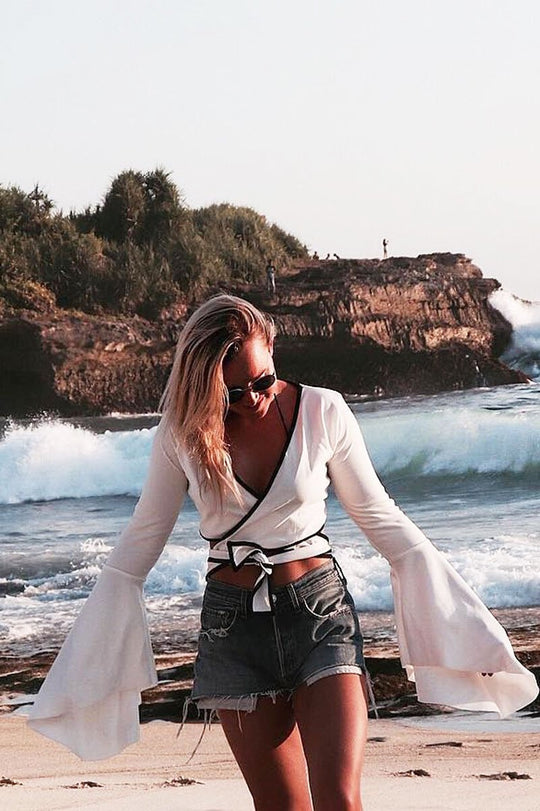 White Contrast Trim Tie Front Crop Top - Jaxy