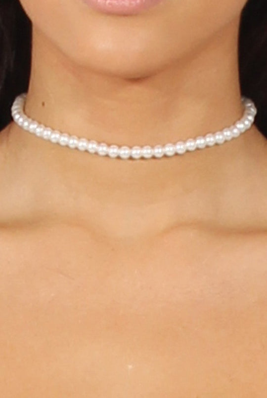 White Pearl Choker - Elysie