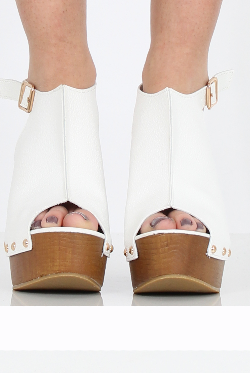 White Pu Wooden Wedge Sandels- Vera-Wedges