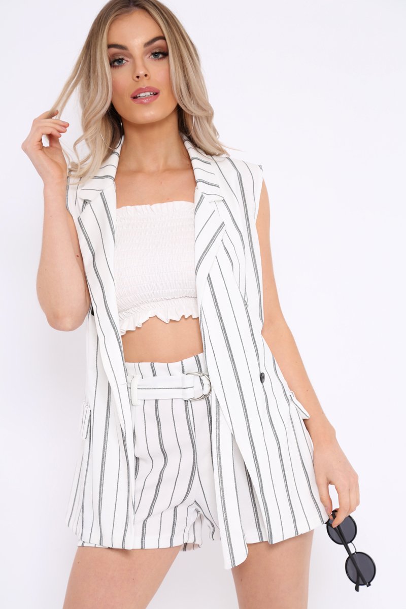 White Stripe Ring Belt Shorts - Neyla-Shorts